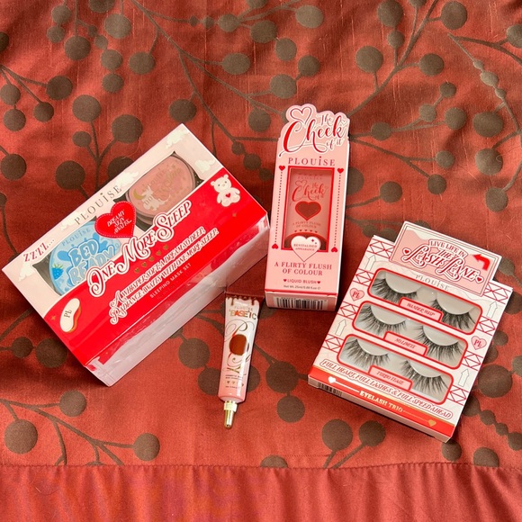 P.Louise Other - P. Louise Tender Touch Blush, Brown Eye Shadow Base, Sleep Mask Set & Lash Set